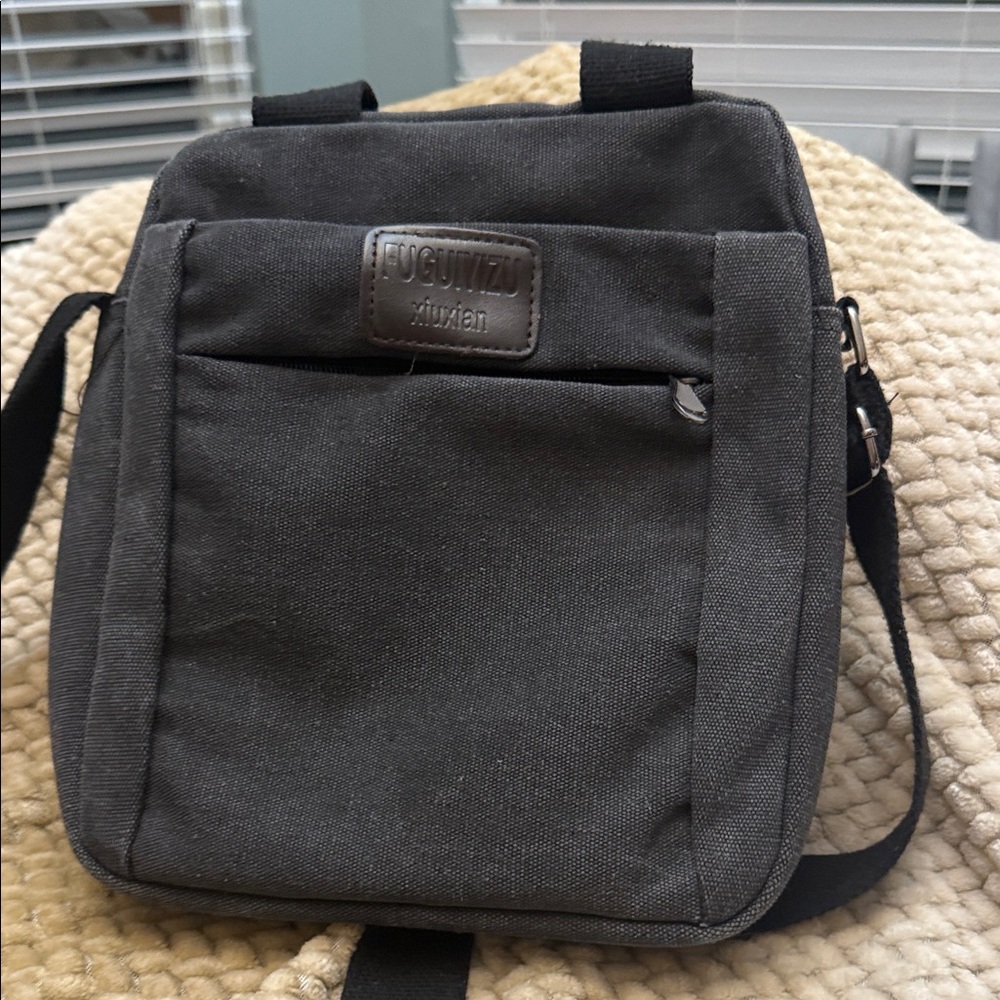 Men's Black Messenger Bag